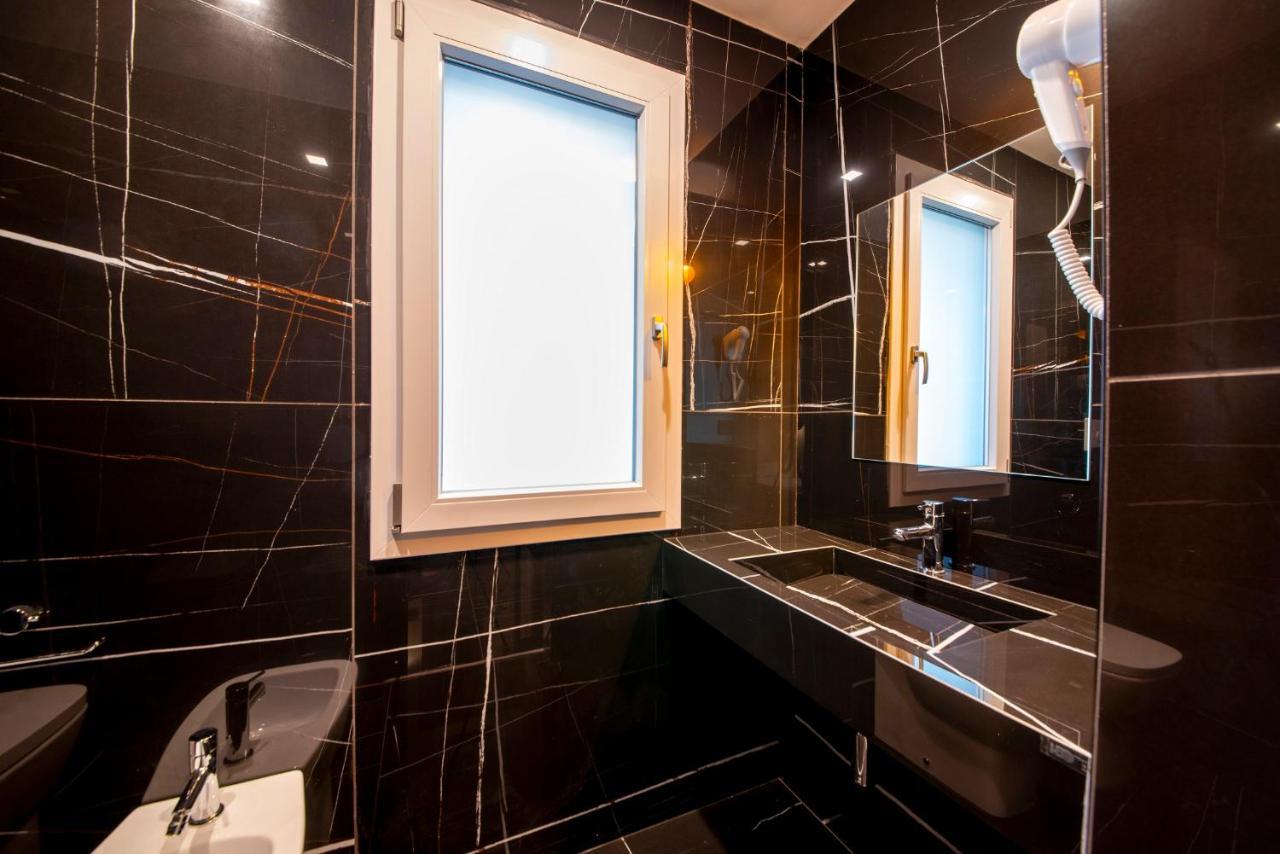 Hotel Xbusiness Nola Ngoại thất bức ảnh