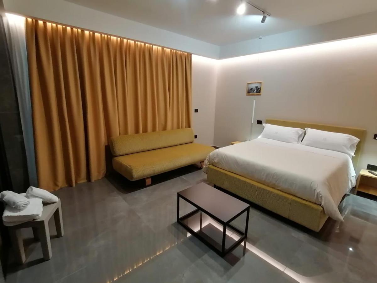 Hotel Xbusiness Nola Ngoại thất bức ảnh