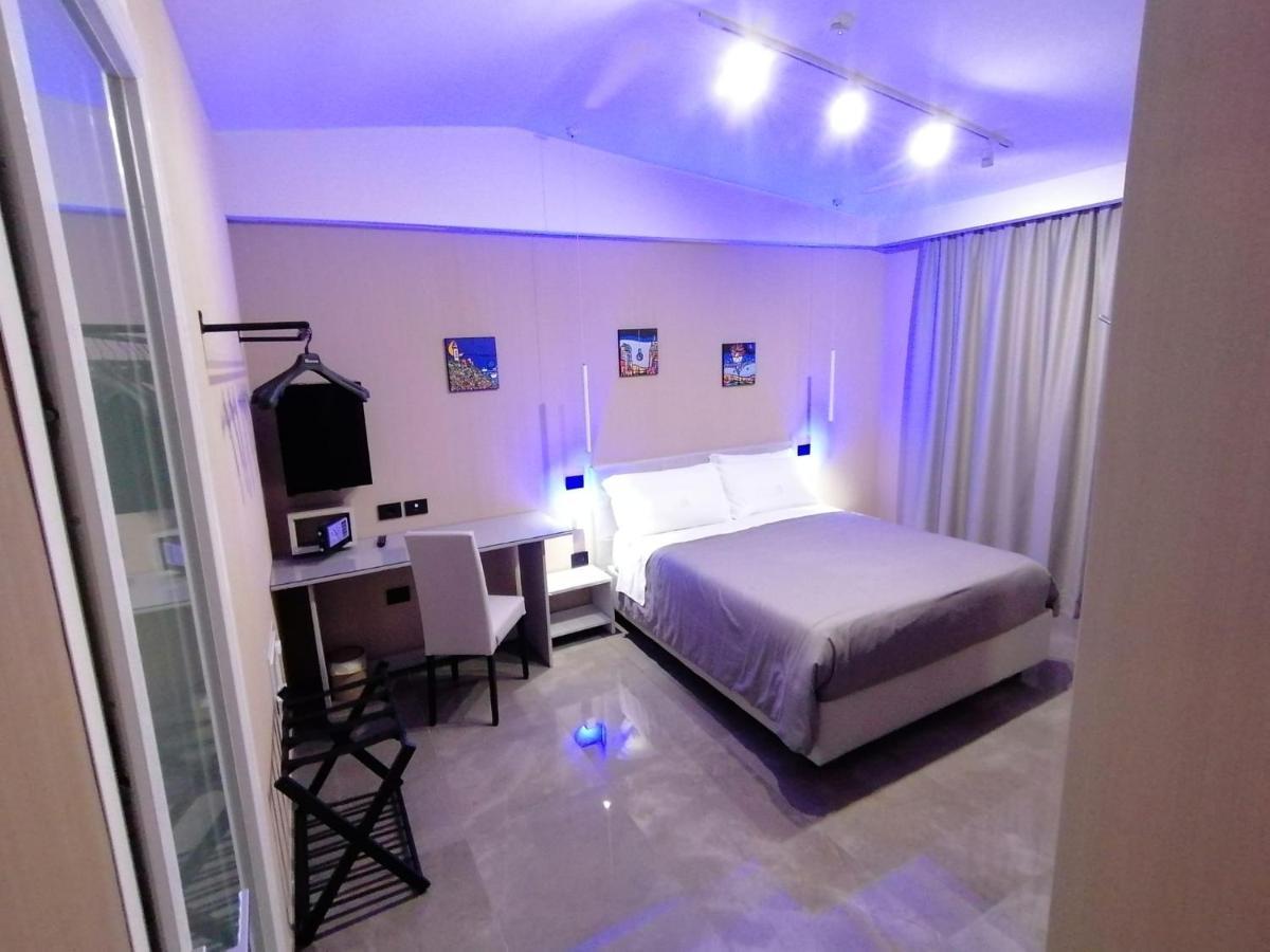 Hotel Xbusiness Nola Ngoại thất bức ảnh