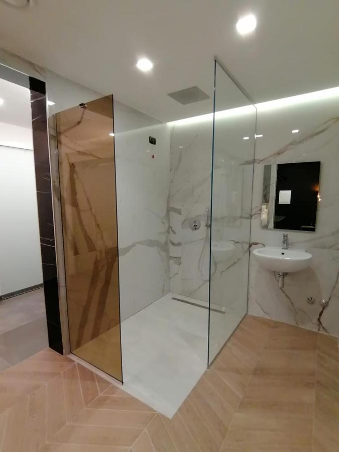 Hotel Xbusiness Nola Ngoại thất bức ảnh